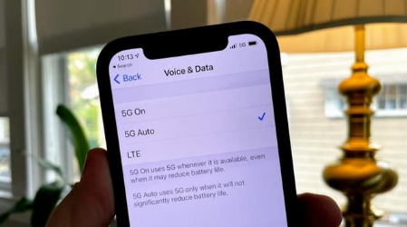兴山苹果手机维修分享iPhone 12如何打开或关闭5G网络 