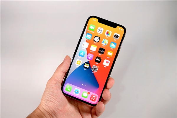 兴山苹果手机维修分享iOS 14.2修订版已到，专属iPhone 12系列 